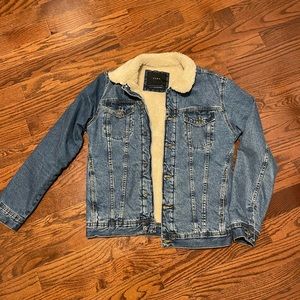 Zara Sherpa lined blue denim jacket - Men’s size Medium